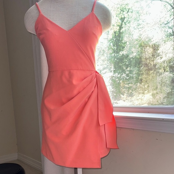 Dress - Picture 1 of 5